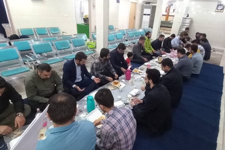 برگزاری مراسم سخنرانی و افطاری ماه مبارک رمضان در درمانگاه ایثارگران بسیج