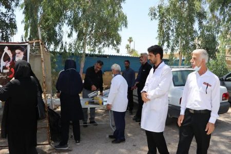 برپایی ایستگاه صلواتی به مناسبت سالگرد ارتحال امام خمینی(ره ) در بیمارستان نفت مسجدسلیمان